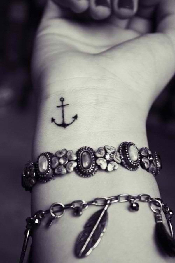 Small Tattoo Designs for Girls (7)