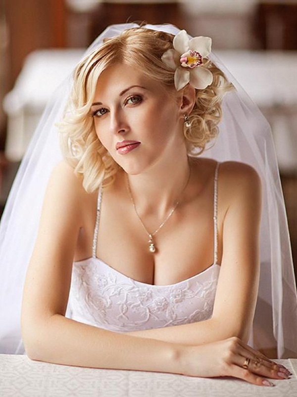 Bridal Hairstyles for Long and Short Hair6.1