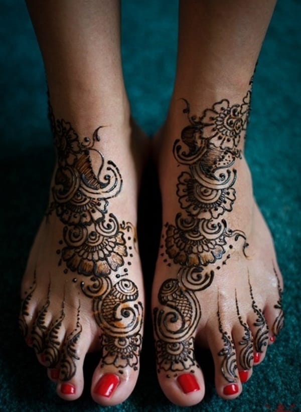 Simple Mehandi Designs for Legs17