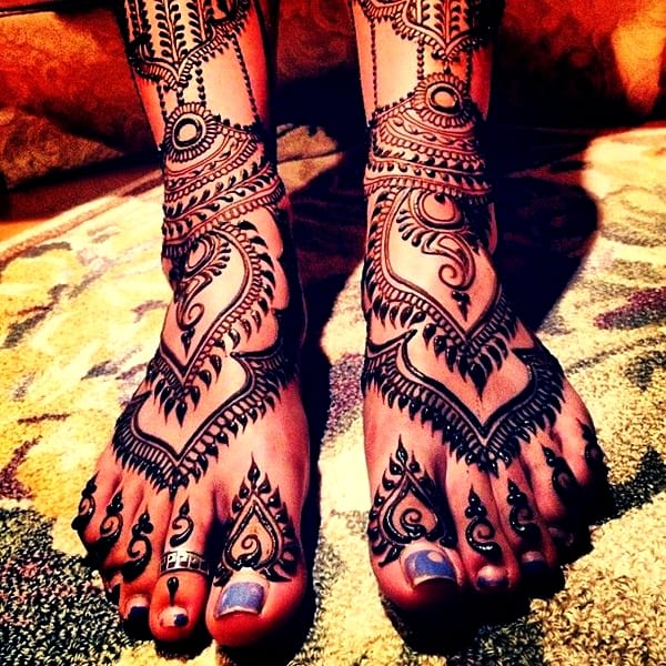 Simple Mehandi Designs for Legs9.1