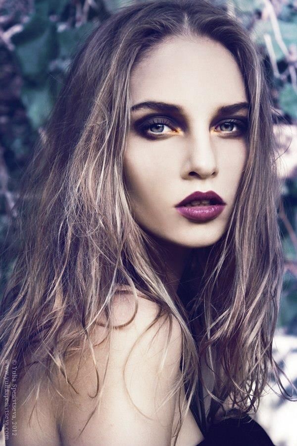 Hot and Sexy Lipstick Color Ideas29