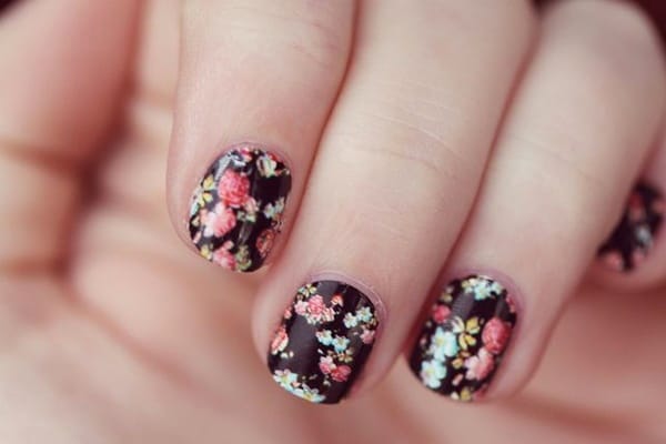 45 Easy Flower Nail Art Designs for Beginners