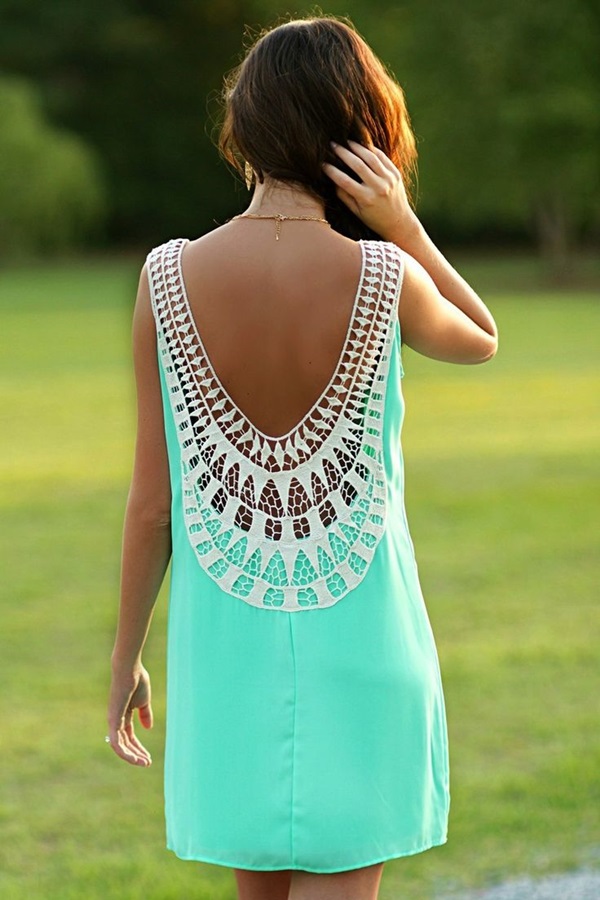 Gorgeous Backless Dresses for Romantic Date (8)
