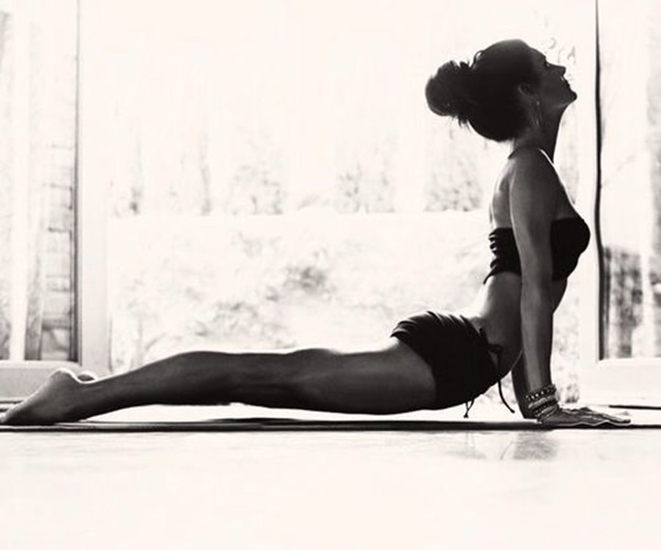 Yoga Poses for Flat Belly and Abs8