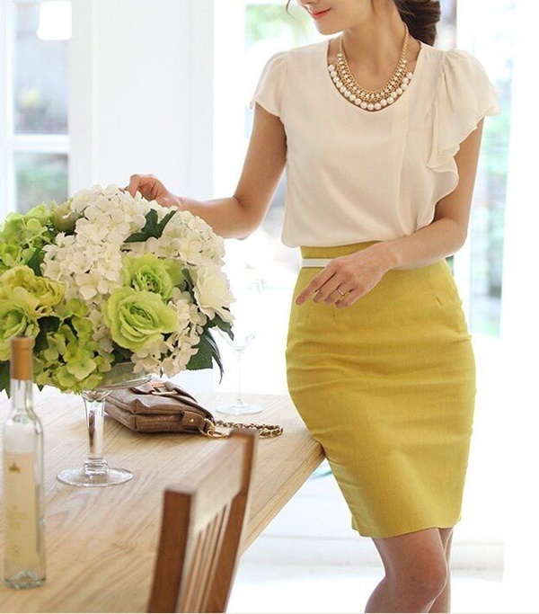 Chic and Haute Interview Outfits for women40