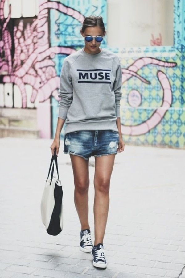 Style-Forward Sneaker Outfits14