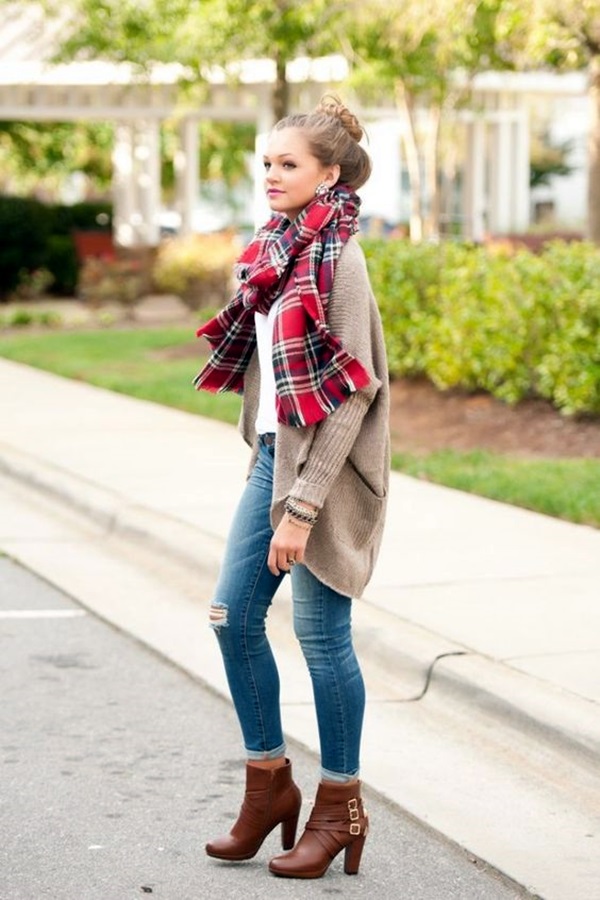 Wear Ankle Boots With Jeans Fashionably 40 Chic Ways